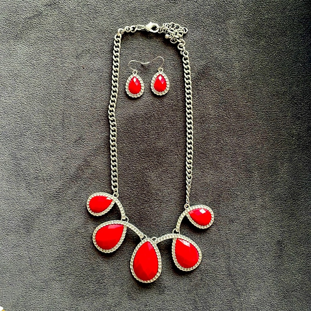 Red gem necklace and earring set